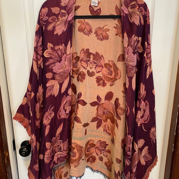 Accessories - Floral shawl wrap